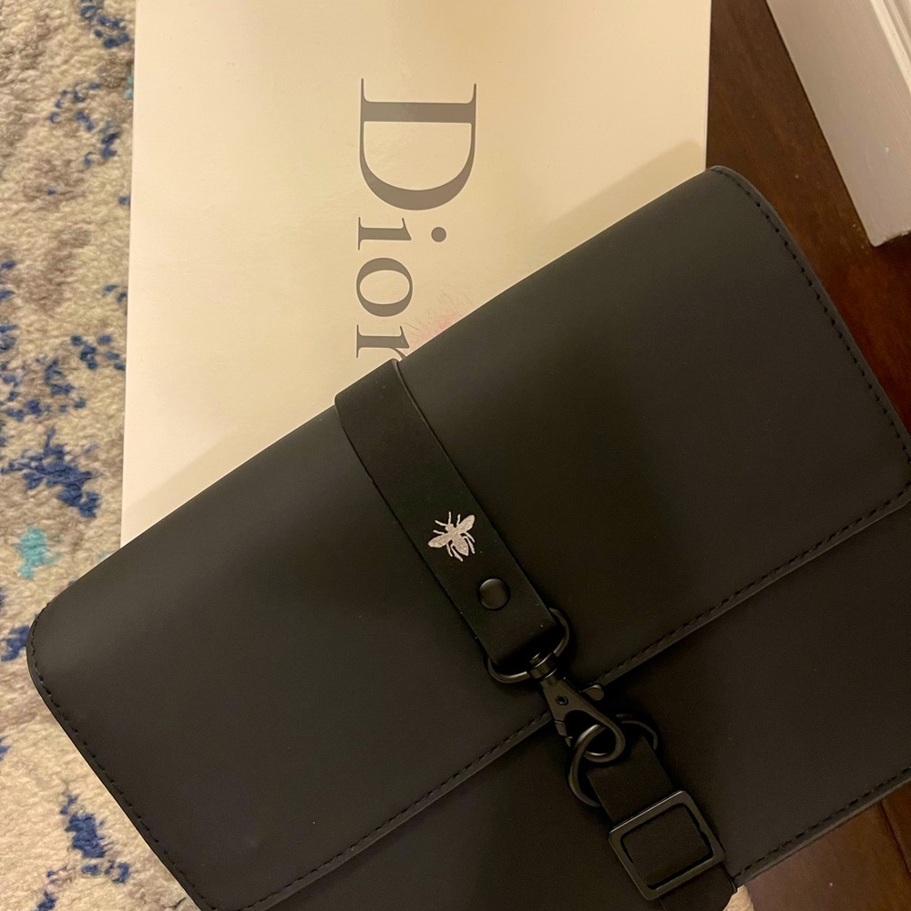 Brand new DIOR parfum pouch in black medium size